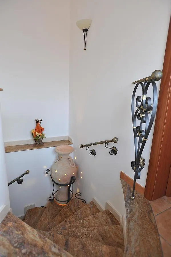 Da Paolina Villa Pozzallo 0*,  Italy